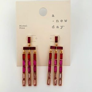 NWT Ombré Red and Pink Earrings